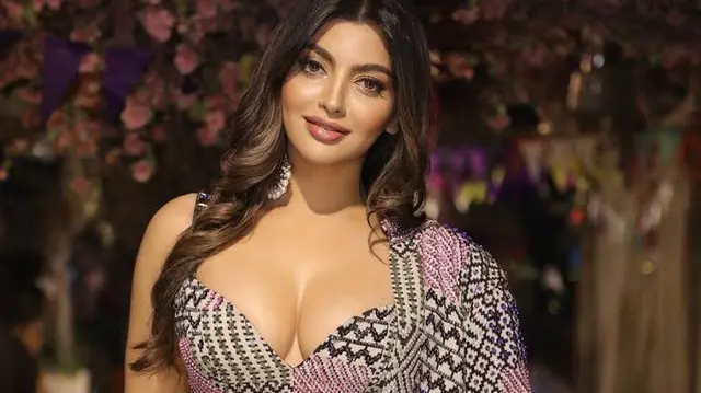 Top 10 Madhya Pradesh Web Series Actresses Name List with Photos 8 Akanksha Puri