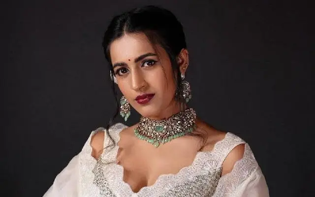 Top 10 Andhra Pradesh Web Series Actresses Name List with Photos 5 Niharika Konidela