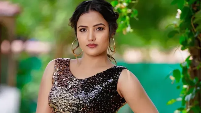 Top 10 Telangana Web Series Actresses Name List with Photos 5 Siri Hanmanth
