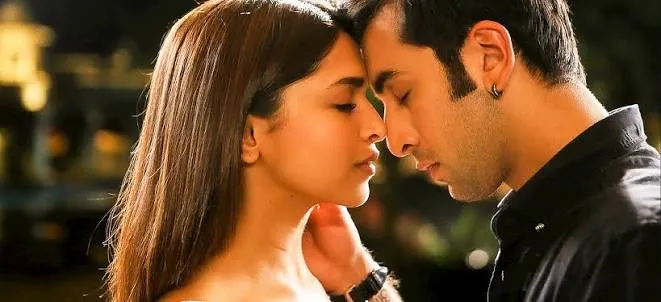 Top 10 Best Bollywood Romance Movies on Netflix 3 Yeh Jawaani Hai Deewani movie